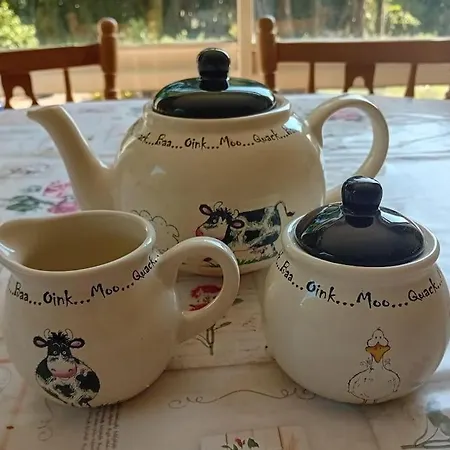 Millbrook House Апартаменты