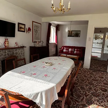 Daire Millbrook House *