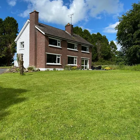 Daire Millbrook House